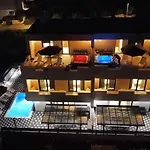 Villaelias - Heated Pool - Jacuzzi-10 Persons-boat Tours - Luxury *