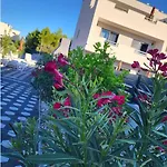 Daire Villaelias - Heated Pool - Jacuzzi-10 Persons-boat Tours - Luxury