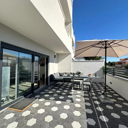 Villaelias - Heated Pool - Jacuzzi-10 Persons-boat Tours - Luxury 아파트