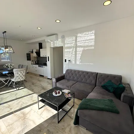 Villaelias - Heated Pool - Jacuzzi-10 Persons-boat Tours - Luxury *