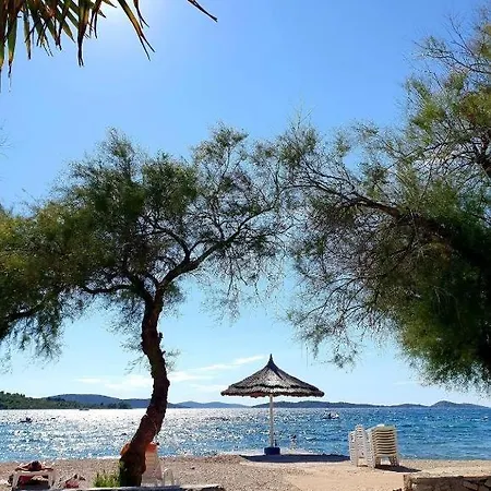 Villaelias - Heated Pool - Jacuzzi-10 Persons-boat Tours - Luxury 斯里马
