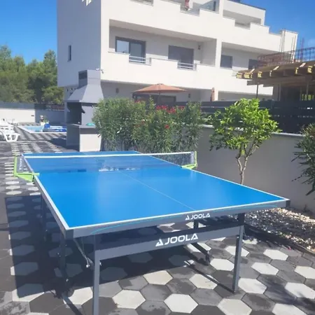 Villaelias - Heated Pool - Jacuzzi-10 Persons-boat Tours - Luxury *