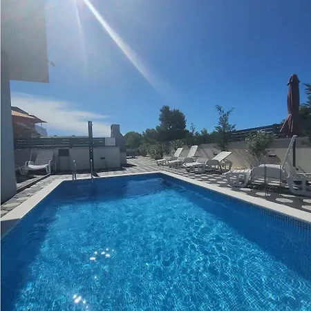 Villaelias - Heated Pool - Jacuzzi-10 Persons-boat Tours - Luxury 公寓 斯里马