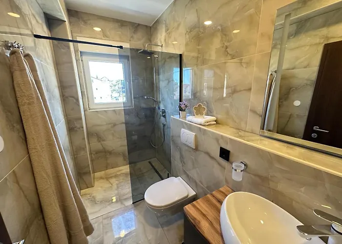 아파트 Villaelias - Heated Pool - Jacuzzi-10 Persons-boat Tours - Luxury