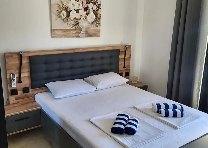 Appartement Villaelias - Heated Pool - Jacuzzi-10 Persons-boat Tours - Luxury *